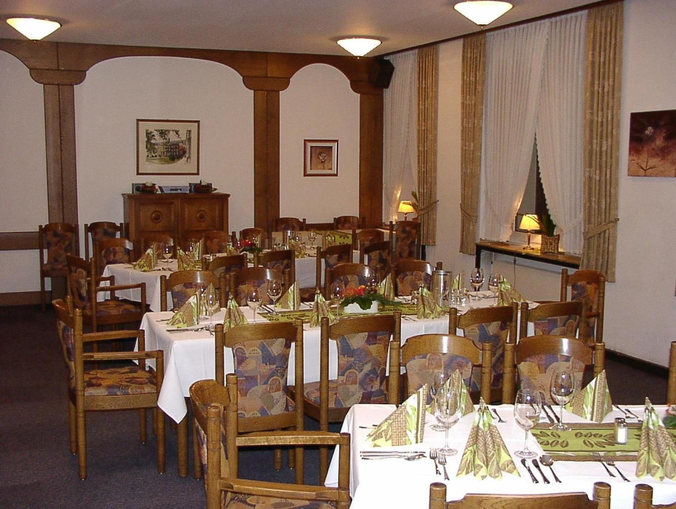Ackfeld Hotel-Restaurant Bueren  Bagian luar foto