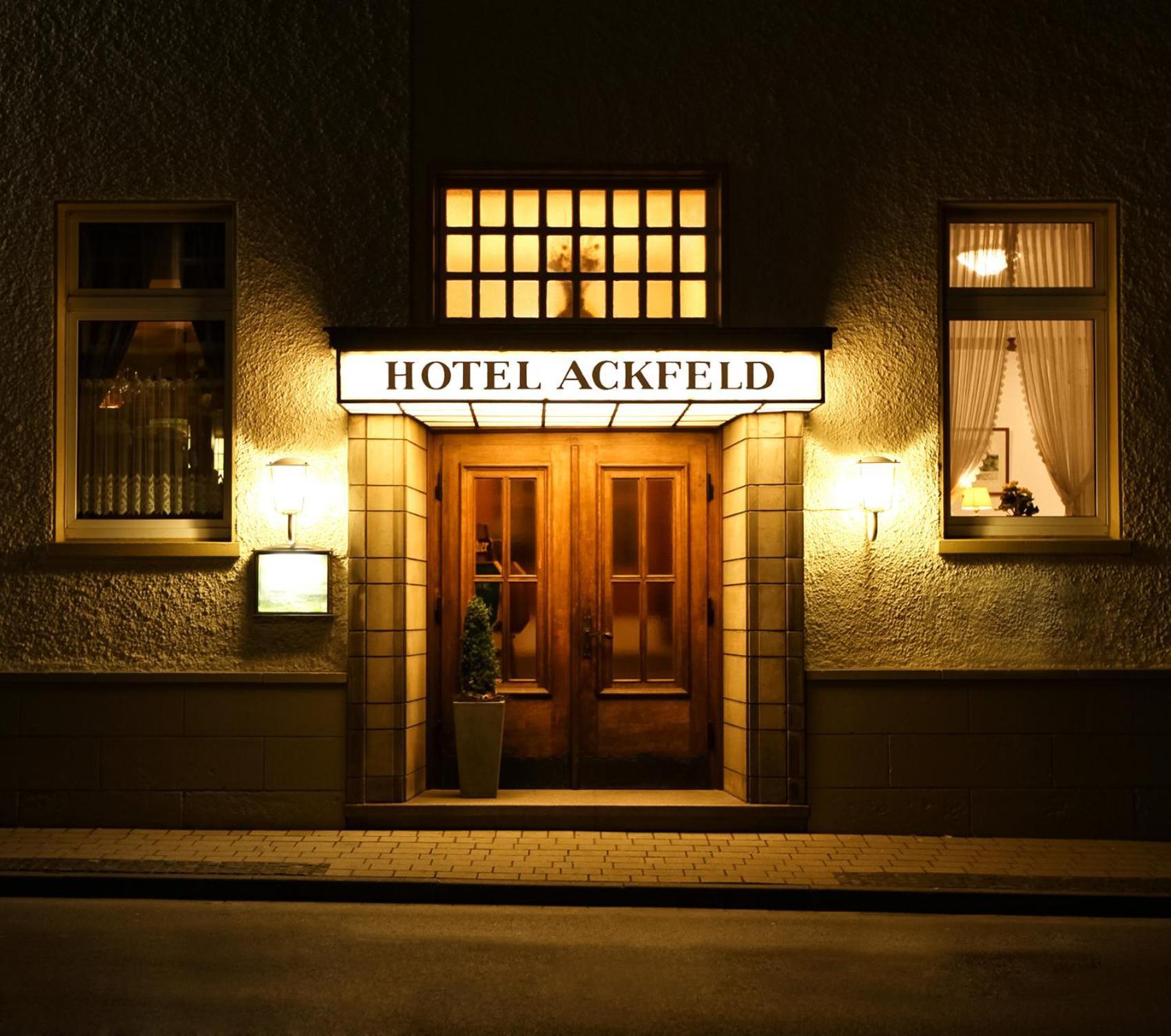 Ackfeld Hotel-Restaurant Bueren  Bagian luar foto