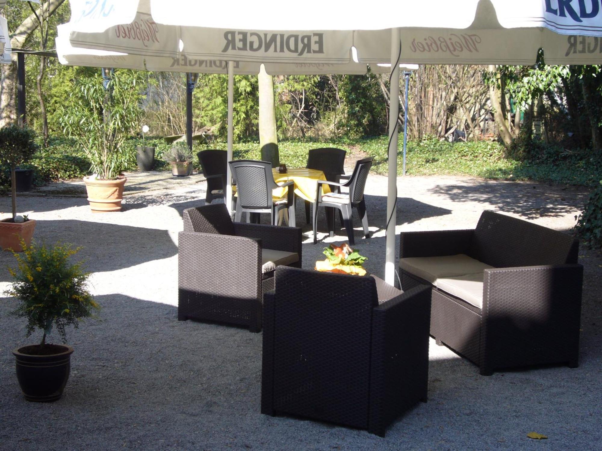 Ackfeld Hotel-Restaurant Bueren  Bagian luar foto