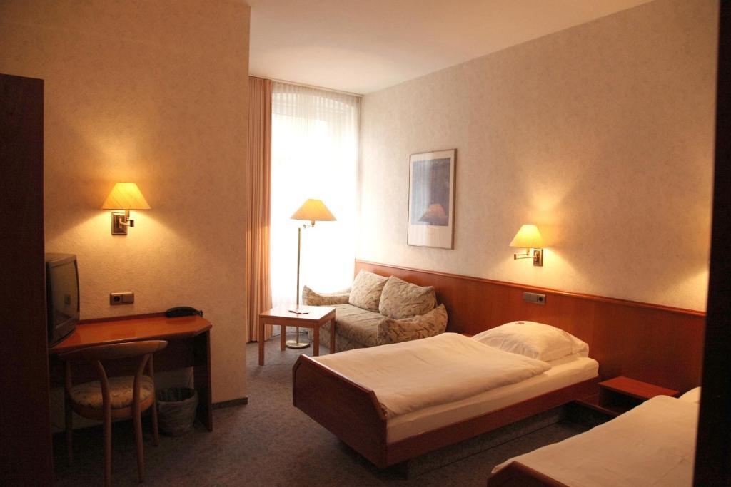 Ackfeld Hotel-Restaurant Bueren  Ruang foto